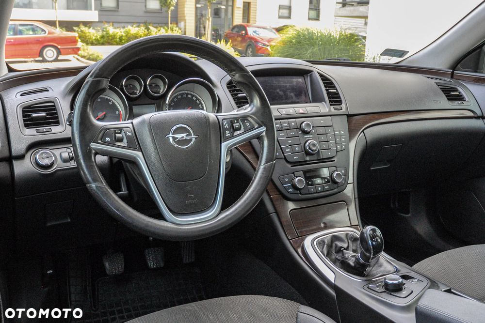 Opel Insignia - 9