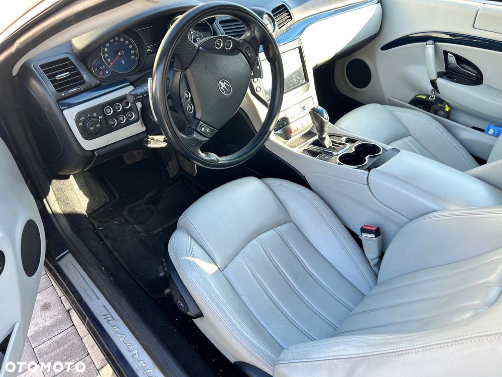 Maserati GranTurismo Automat - 3