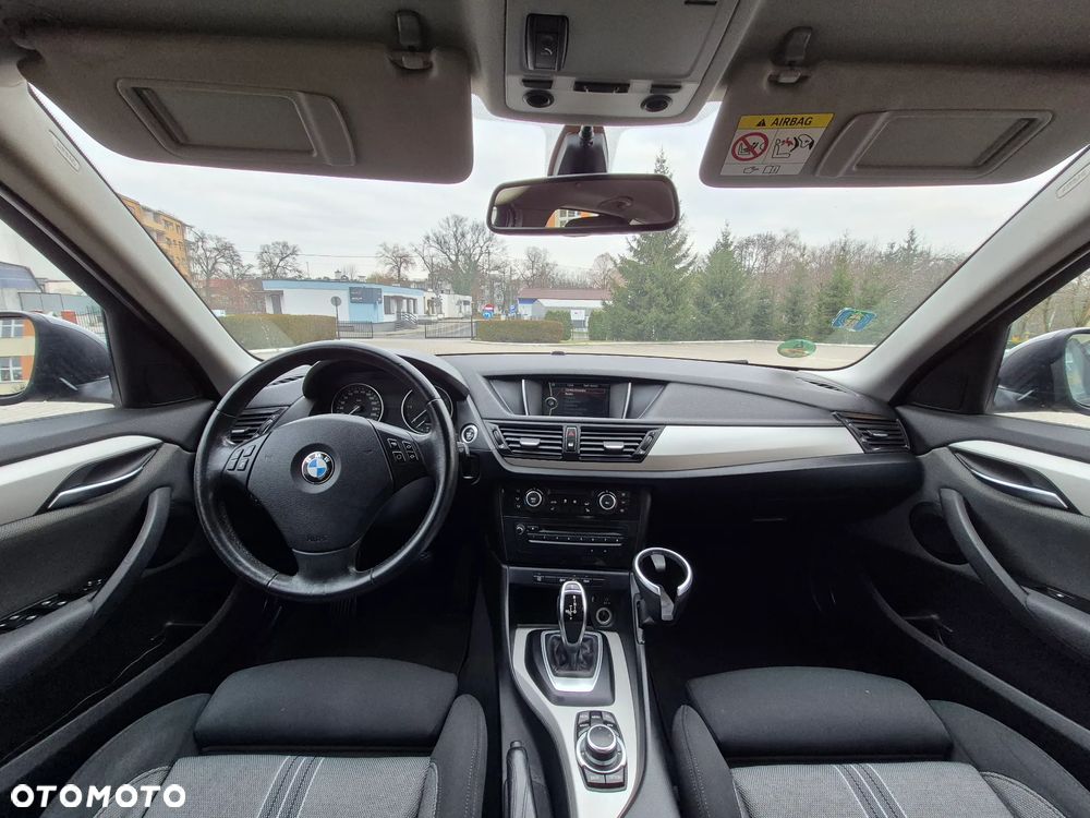 BMW X1 xDrive18d Sport Line - 25