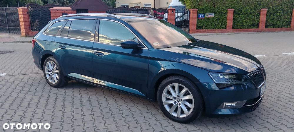 Skoda Superb Combi 1.6 TDI DSG Style - 3