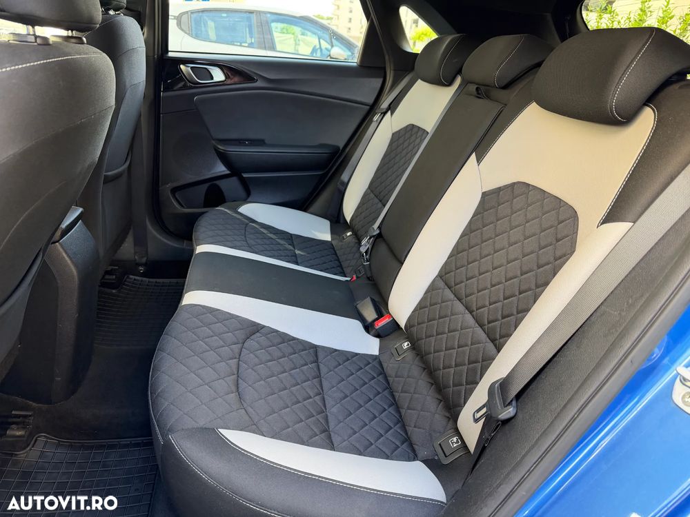 Kia Ceed 1.4 T-GDI 7DCT GT Line - 22