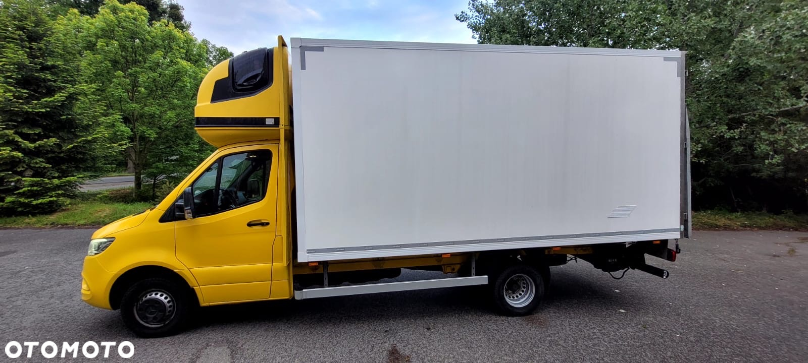 Mercedes-Benz SPRINTER - 8