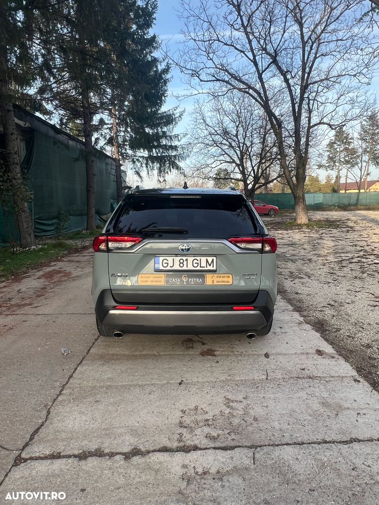 Toyota RAV4 - 12