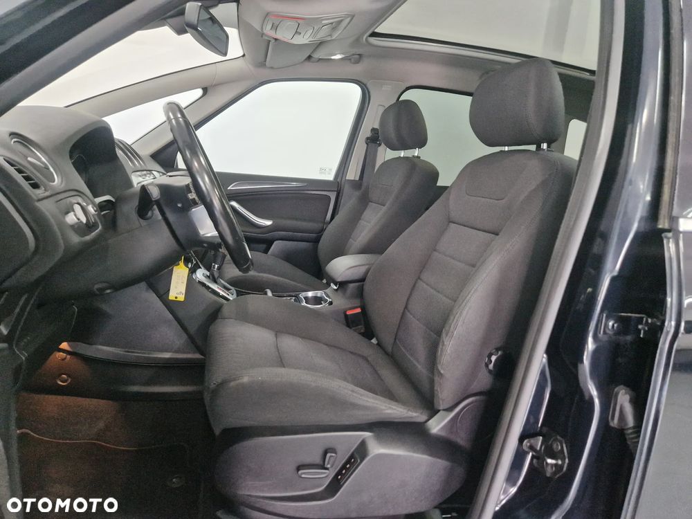 Ford S-Max - 26