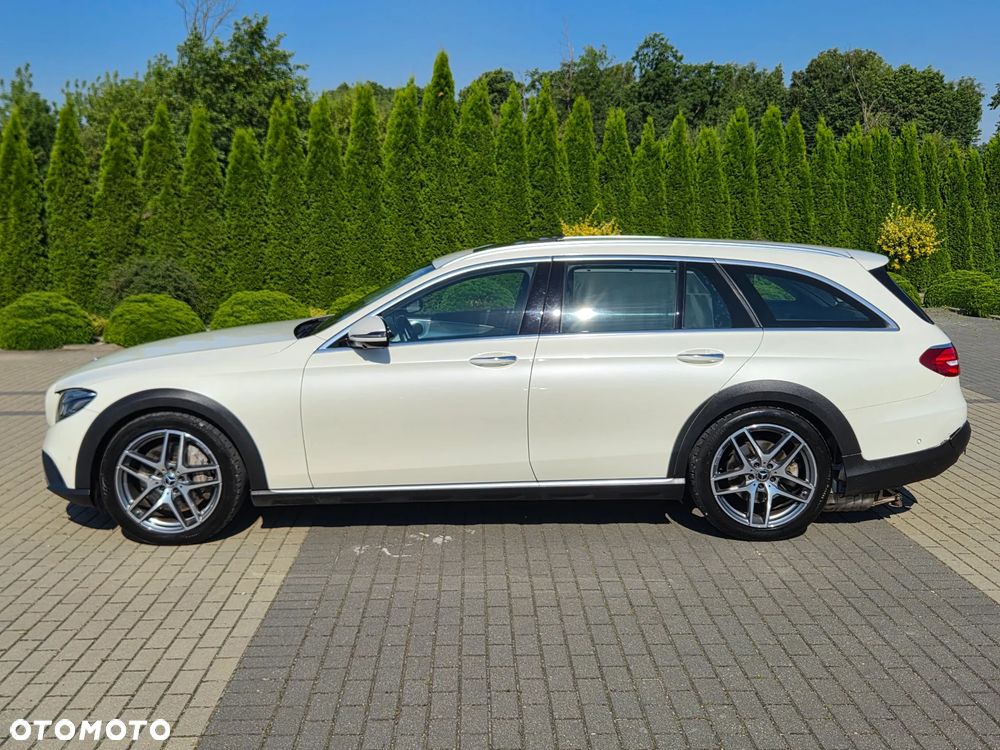 Mercedes-Benz Klasa E 400 d 4Matic All-Terrain 9G-TRONIC Avantgarde - 4