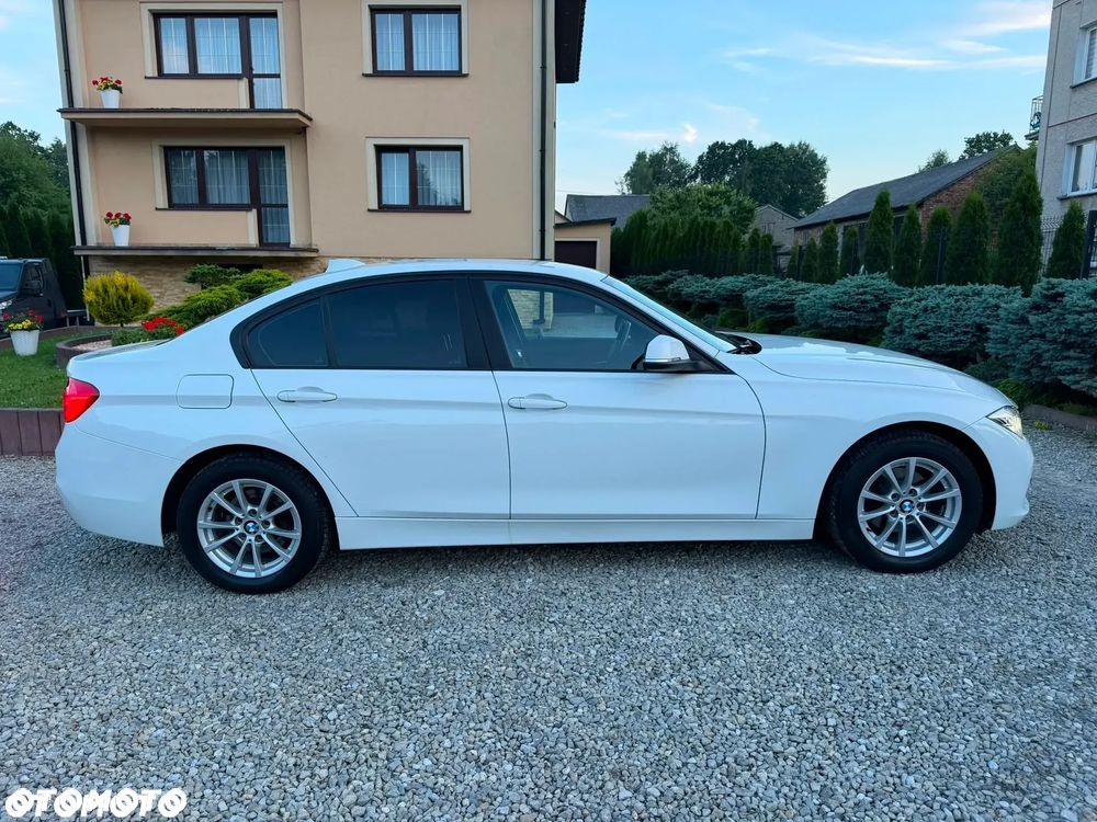 BMW Seria 3 318i Advantage - 3