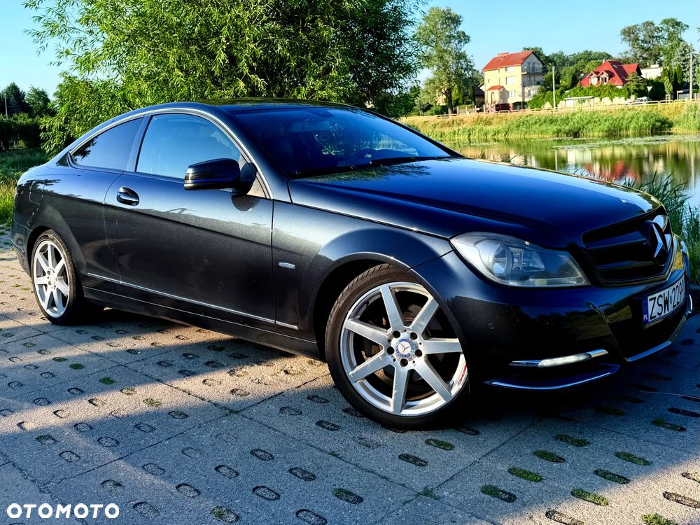 Mercedes-Benz Klasa C 250 CGI BlueEff - 7