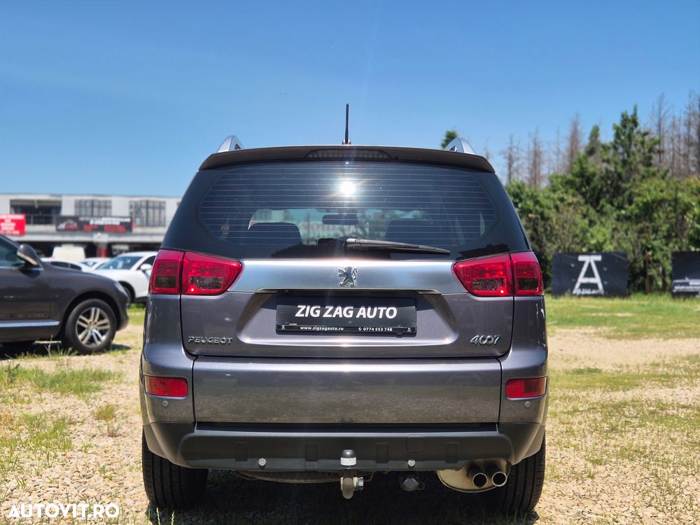 Peugeot 4007 2.2 HDI Premium - 16