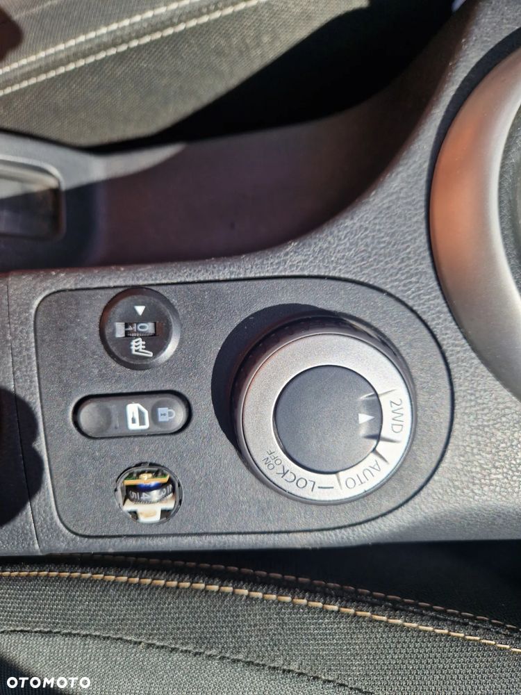 Nissan Qashqai+2 2.0 dCi 4x4 Tekna - 16