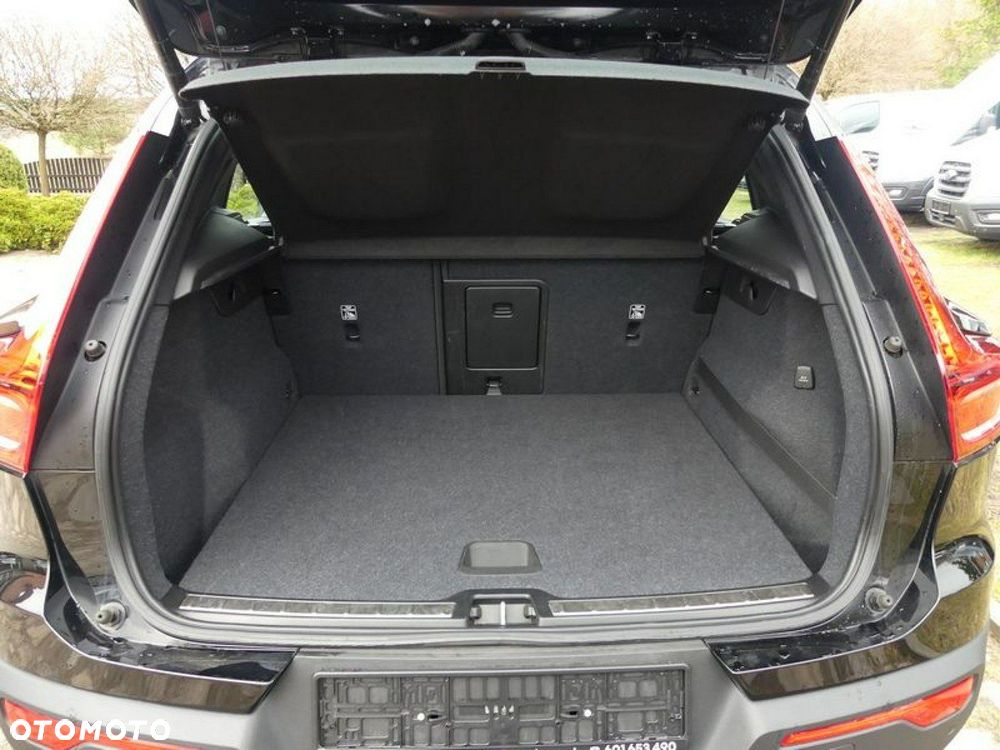 Volvo XC 40 T4 AWD Geartronic R-Design - 16