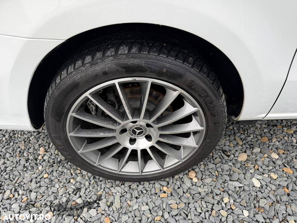 Mercedes-Benz V 220 d Lang 4Matic 7G-TRONIC Avantgarde Edition - 23