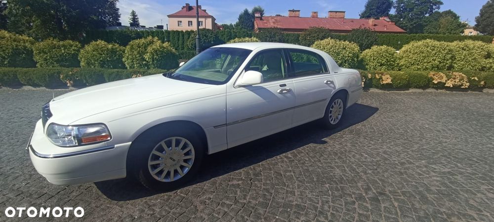 Lincoln Town Car 4.6 Signature - 5