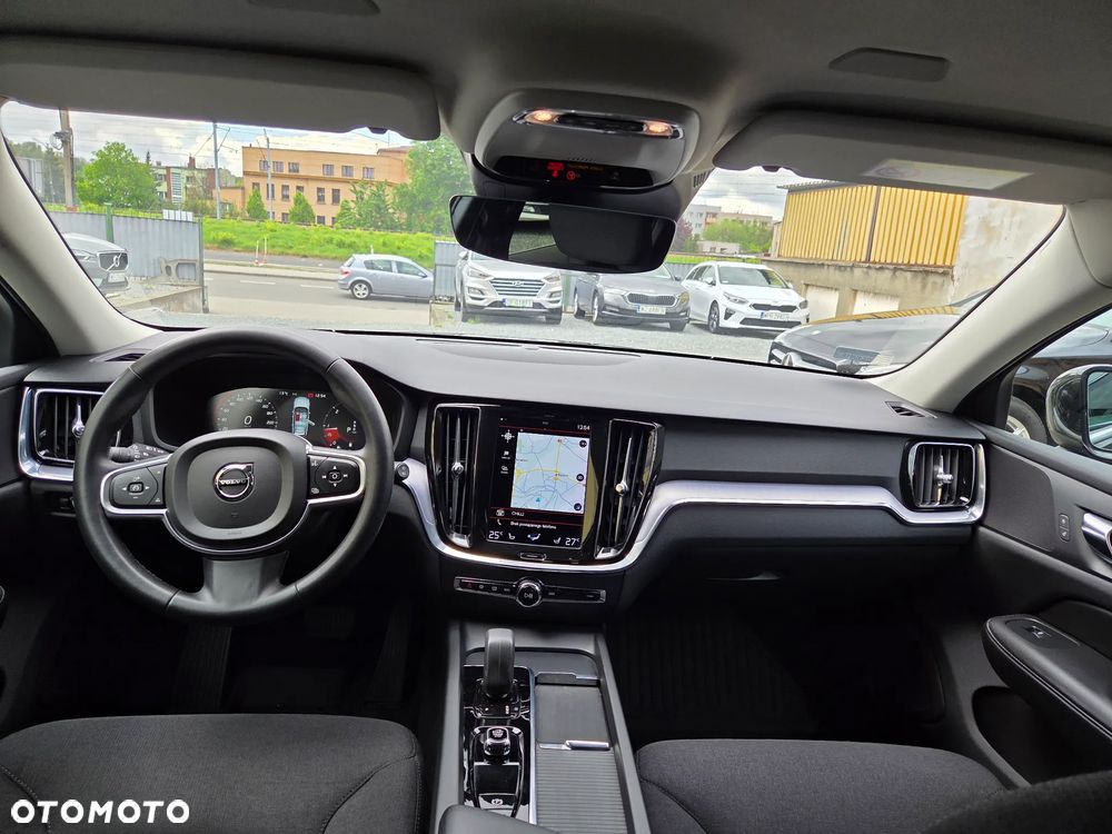 Volvo V60 B4 D Momentum Pro - 11