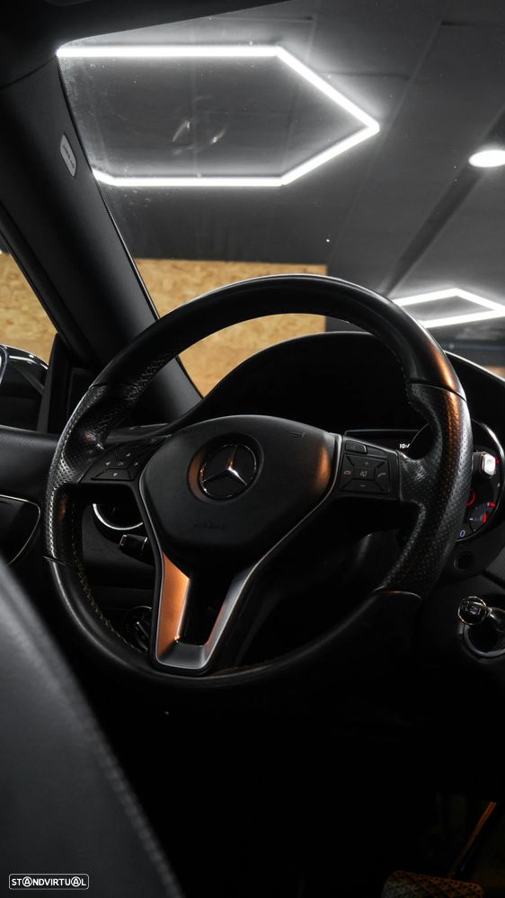 Mercedes-Benz CLA 200 - 21