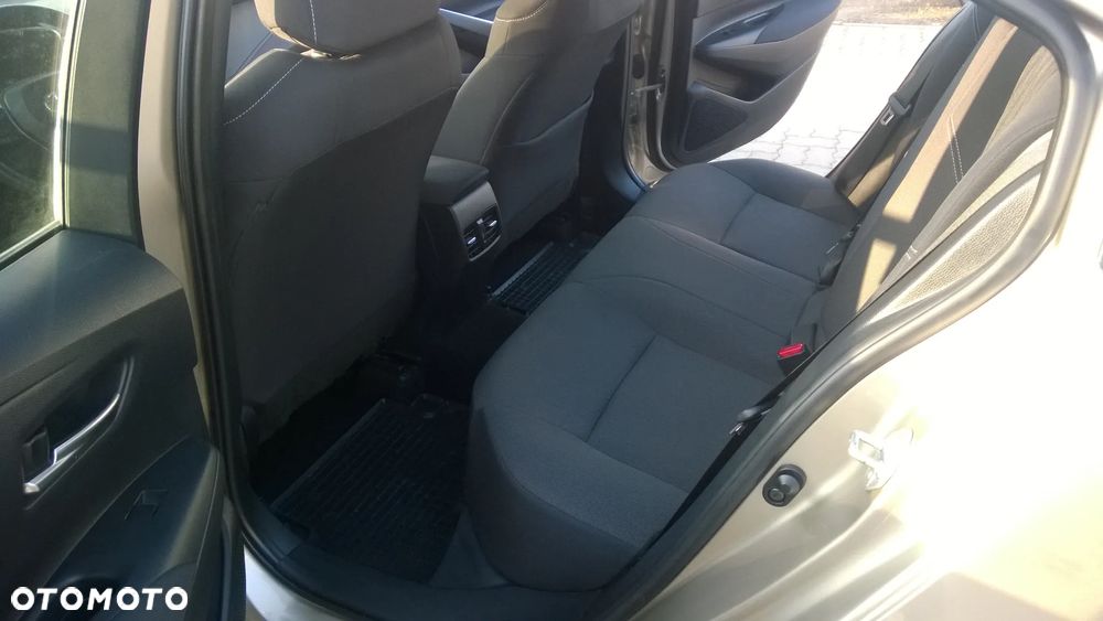 Toyota Corolla 1.6 Comfort - 10