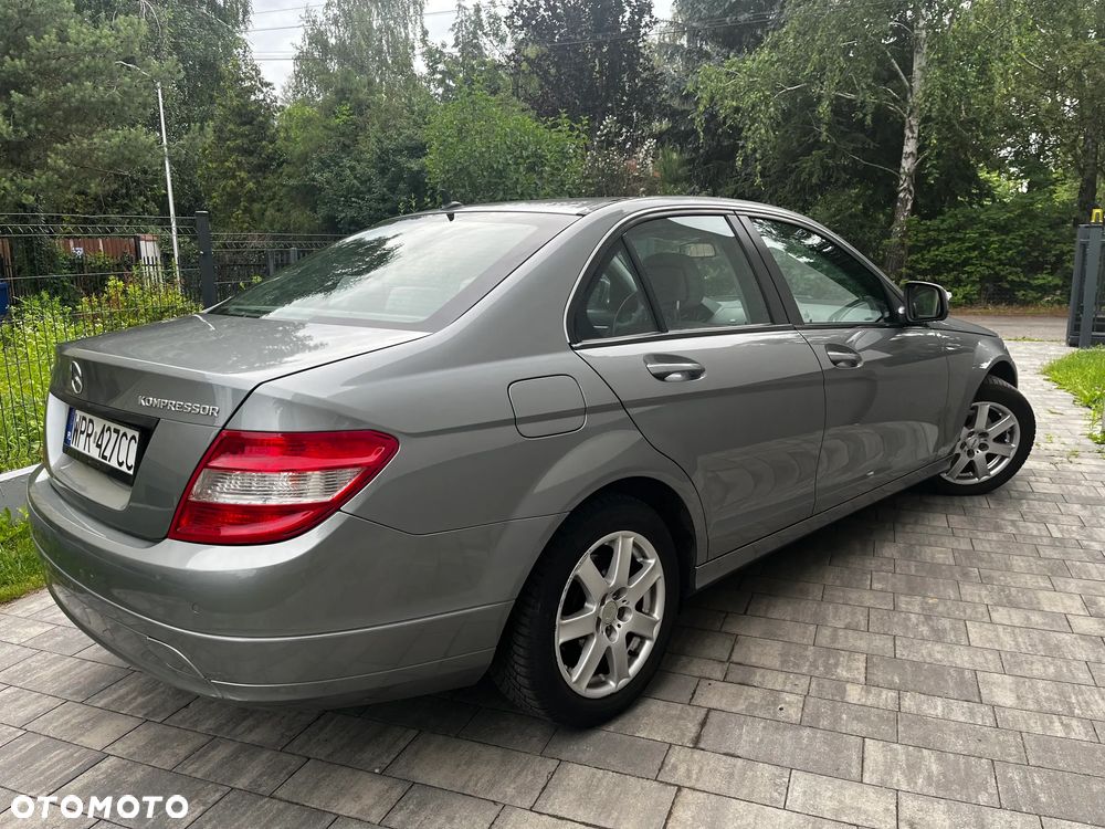 Mercedes-Benz Klasa C 180 Kompressor Classic - 7