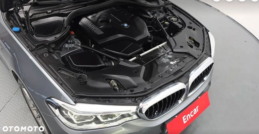 BMW Seria 5 530i xDrive M Sport sport - 7