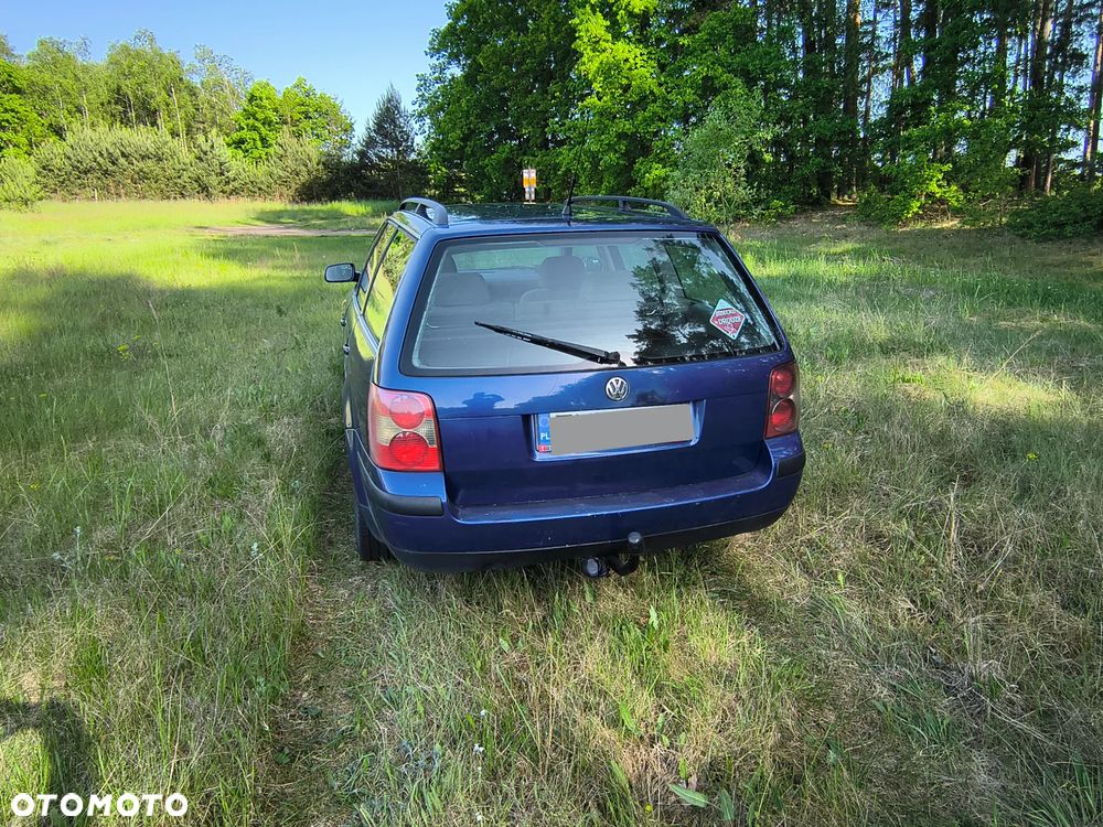 Volkswagen Passat 1.9 TDI 4Motion Comfortline - 9