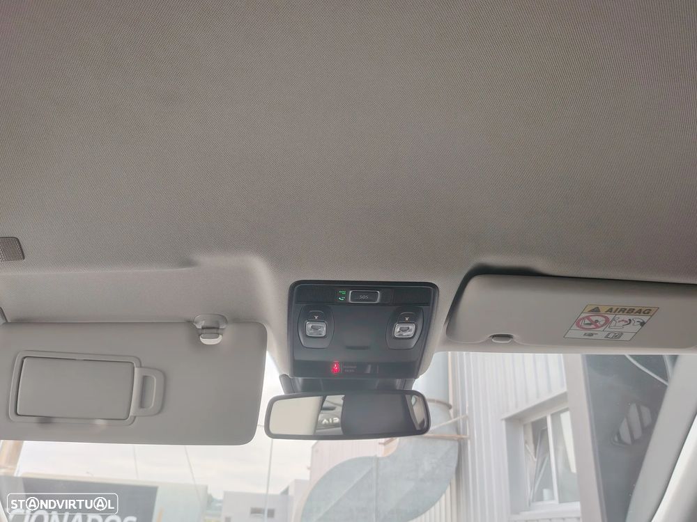 Renault Captur 1.6 E-Tech Full Hybrid Techno — fotografia 28