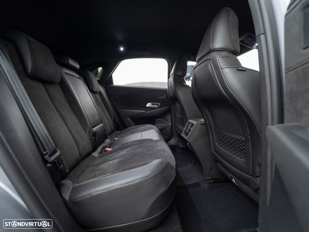 DS DS7 Crossback E-Tense Performance Line EAT8 - 38
