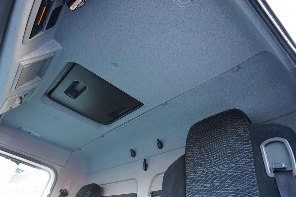 Mercedes-Benz ATEGO / 1223 / ACC / EURO 6 / CHŁODNIA + WINDA / MULTITEMPERATURA - 17