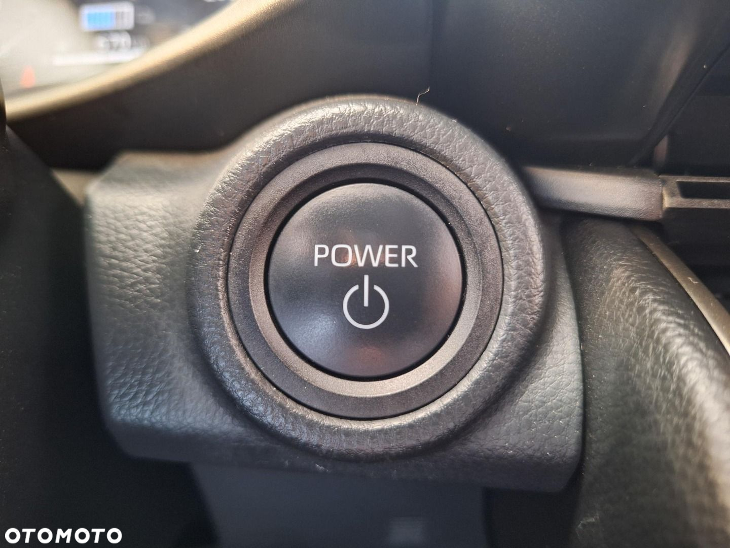 Toyota C-HR - 21
