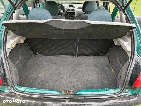 Peugeot 206 - 9