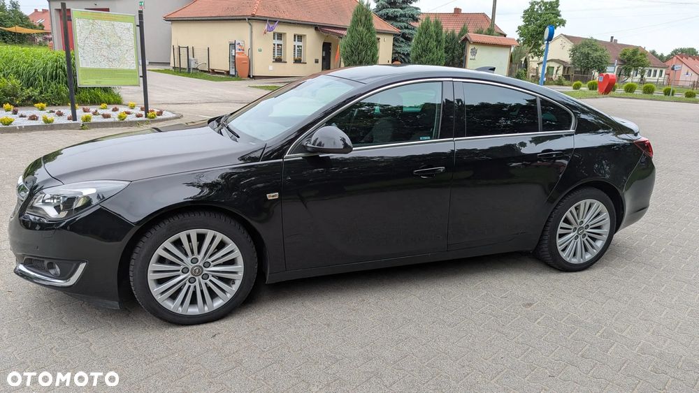 Opel Insignia 1.4 T Cosmo S&S - 9