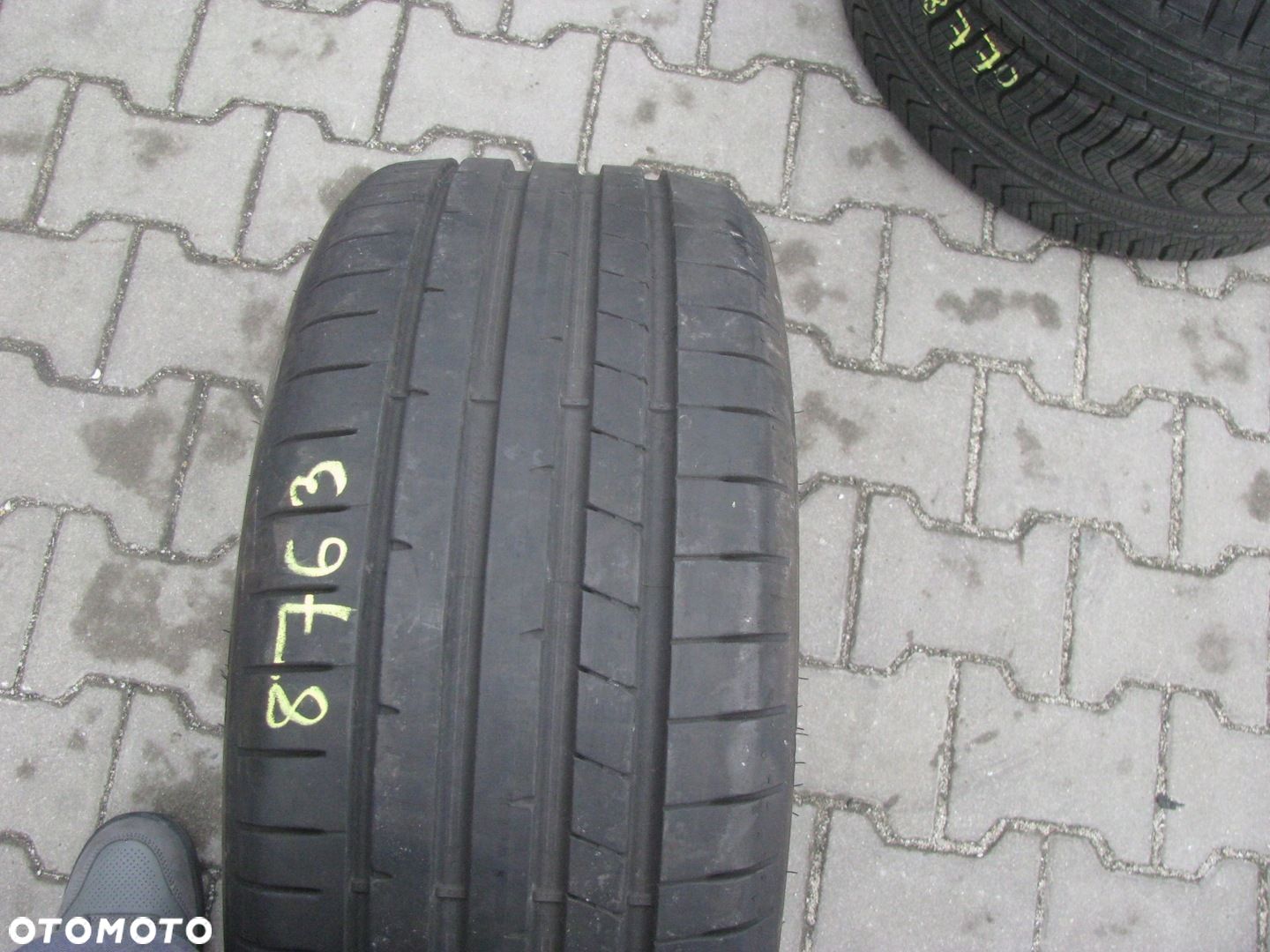 DUNLOP SPORT MAXX RT2 225/40R18 92Y 7mm 1szt - 1