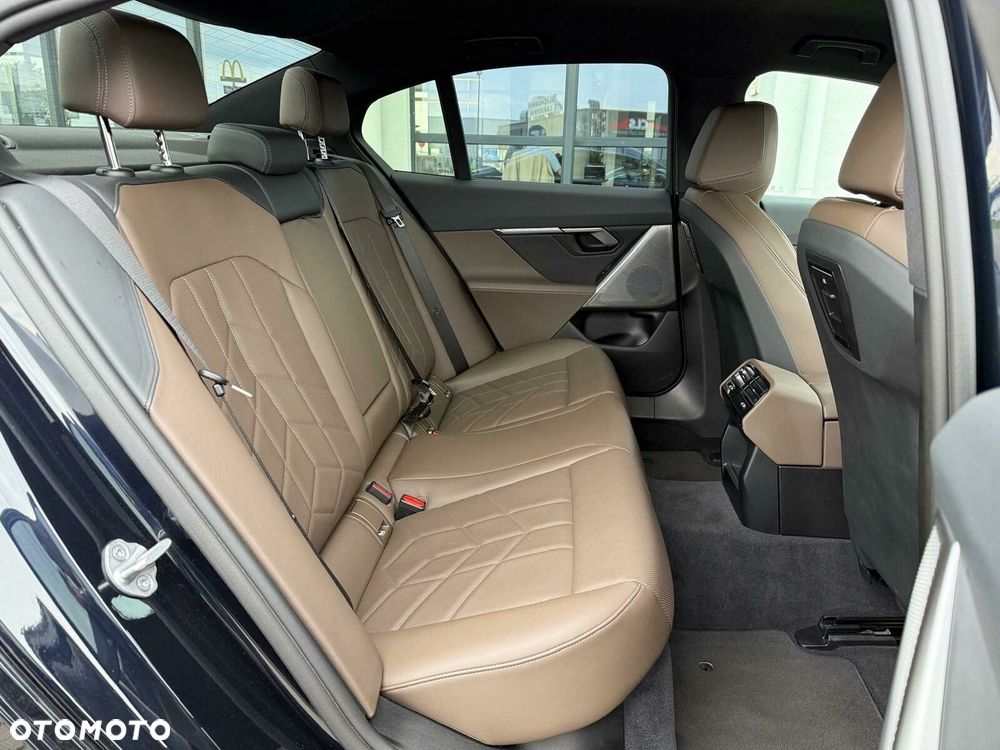 BMW Seria 5 - 14