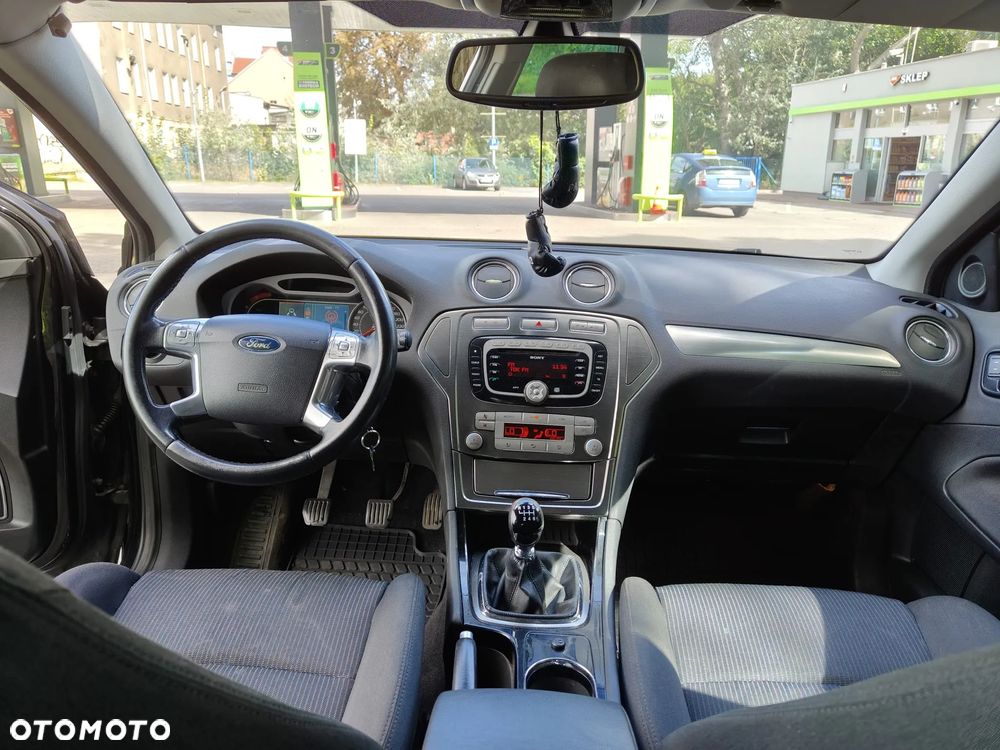 Ford Mondeo 2.0 TDCi Ghia - 20