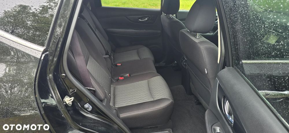 Nissan X-Trail 1.7 dCi ALL-MODE 4x4i Acenta - 9