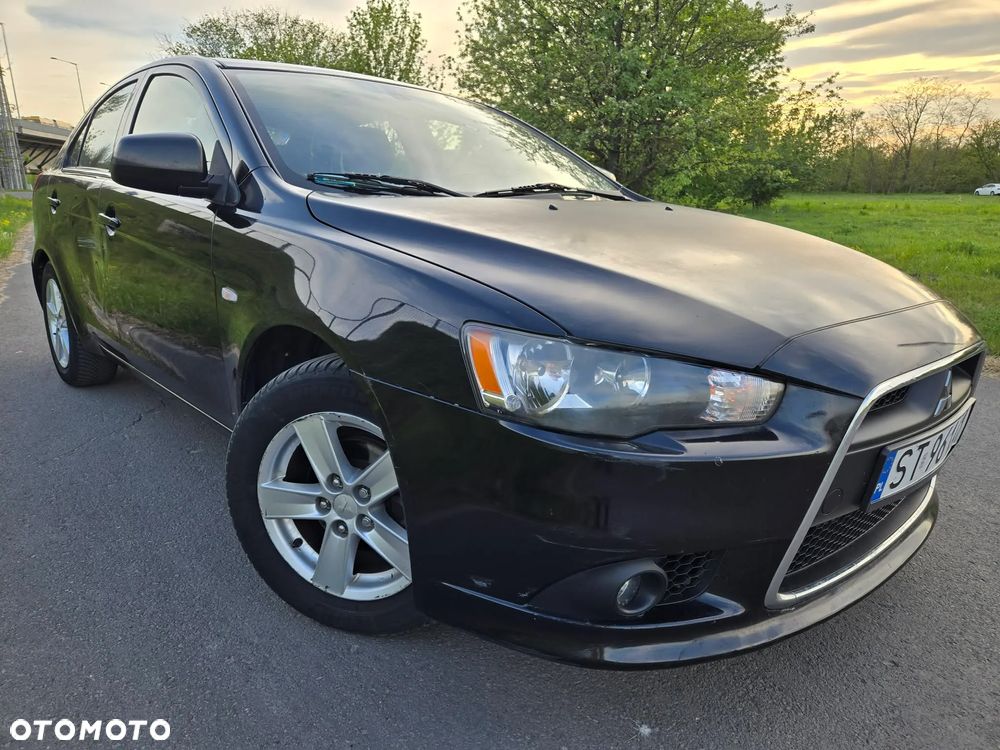 Mitsubishi Lancer 1.8 Invite - 3