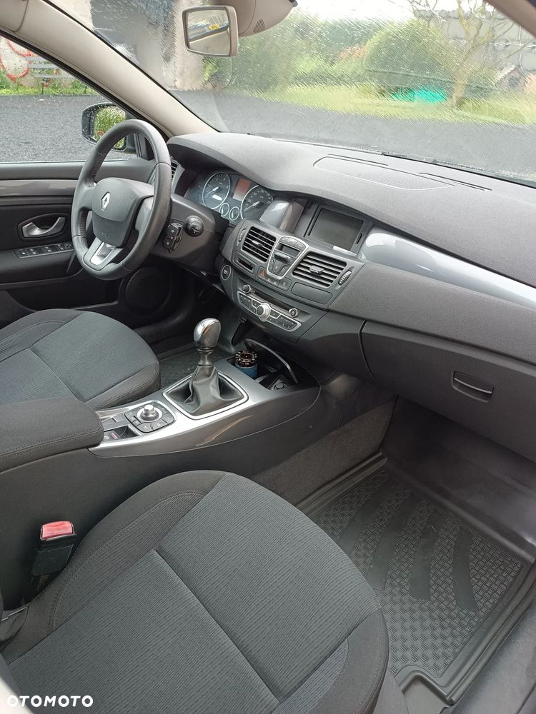 Renault Laguna 2.0 dCi Tech Run - 8