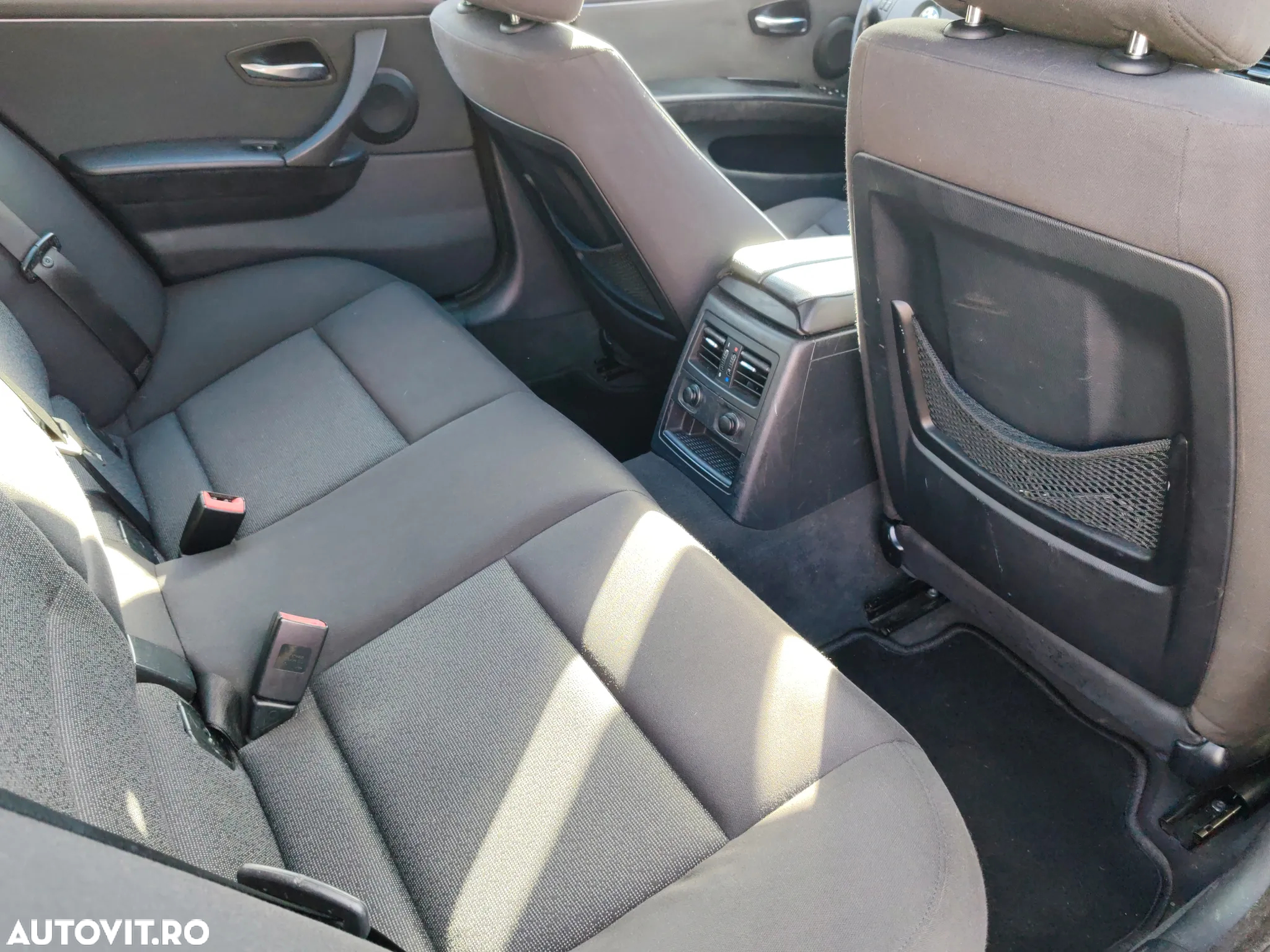 BMW Seria 3 318d - 8