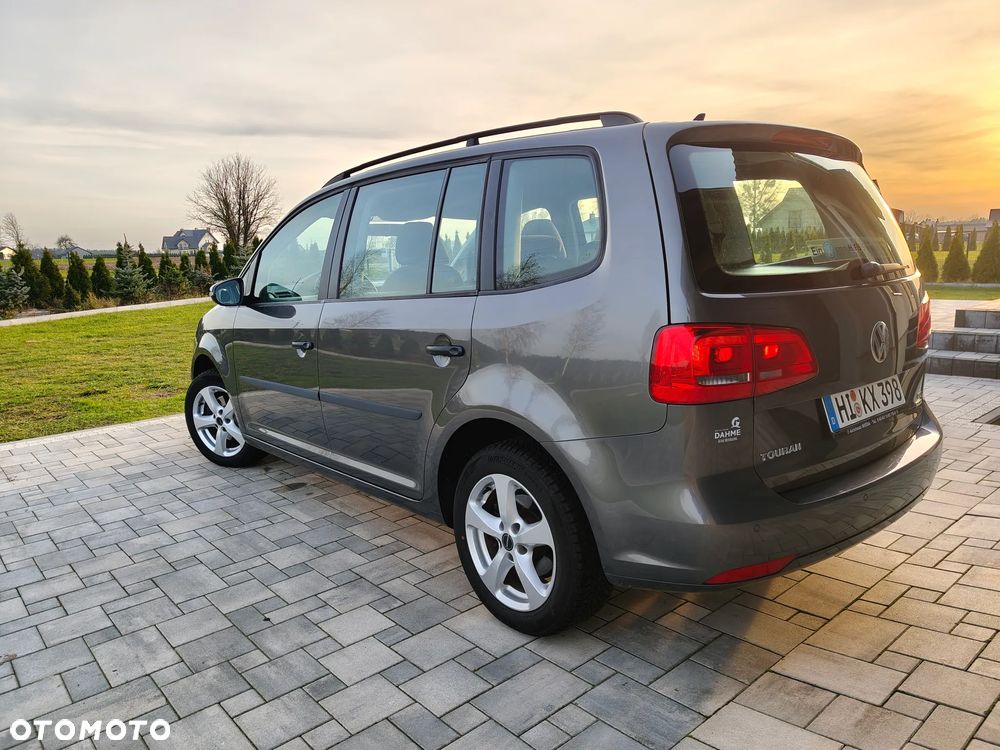 Volkswagen Touran 2.0 TDI DPF STYLE - 31