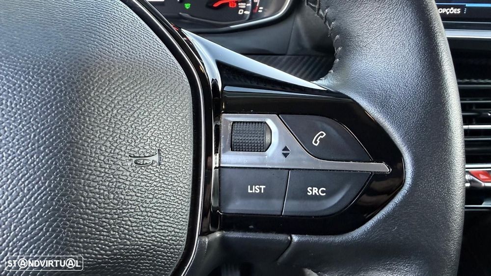 Peugeot 2008 PureTech 100 Style - 22