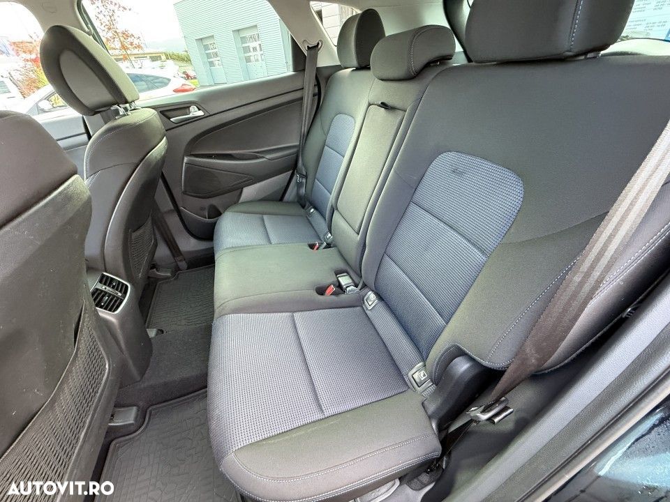 Hyundai Tucson 2.0 CRDI 4WD 6MT Style - 19