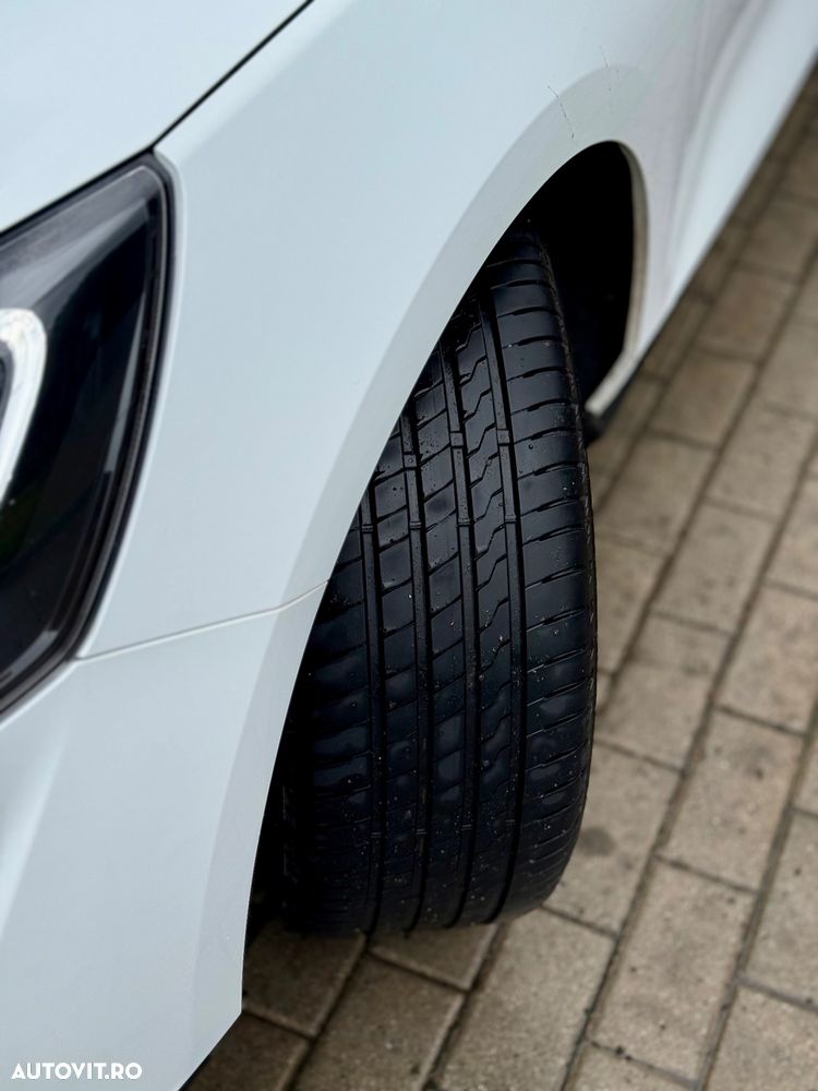 Ford Focus 1.5 EcoBlue Start-Stopp-System TITANIUM STYLE - 14