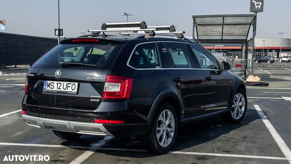 Skoda Octavia 2.0 TDI 4x4 DSG Scout - 13