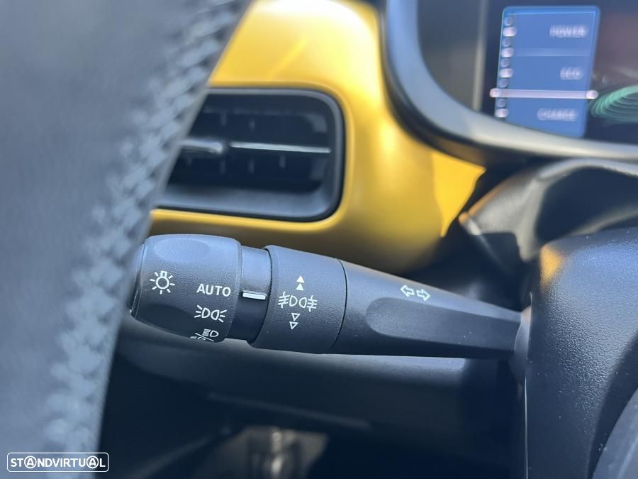 Jeep Avenger 54 kWh Summit - 33