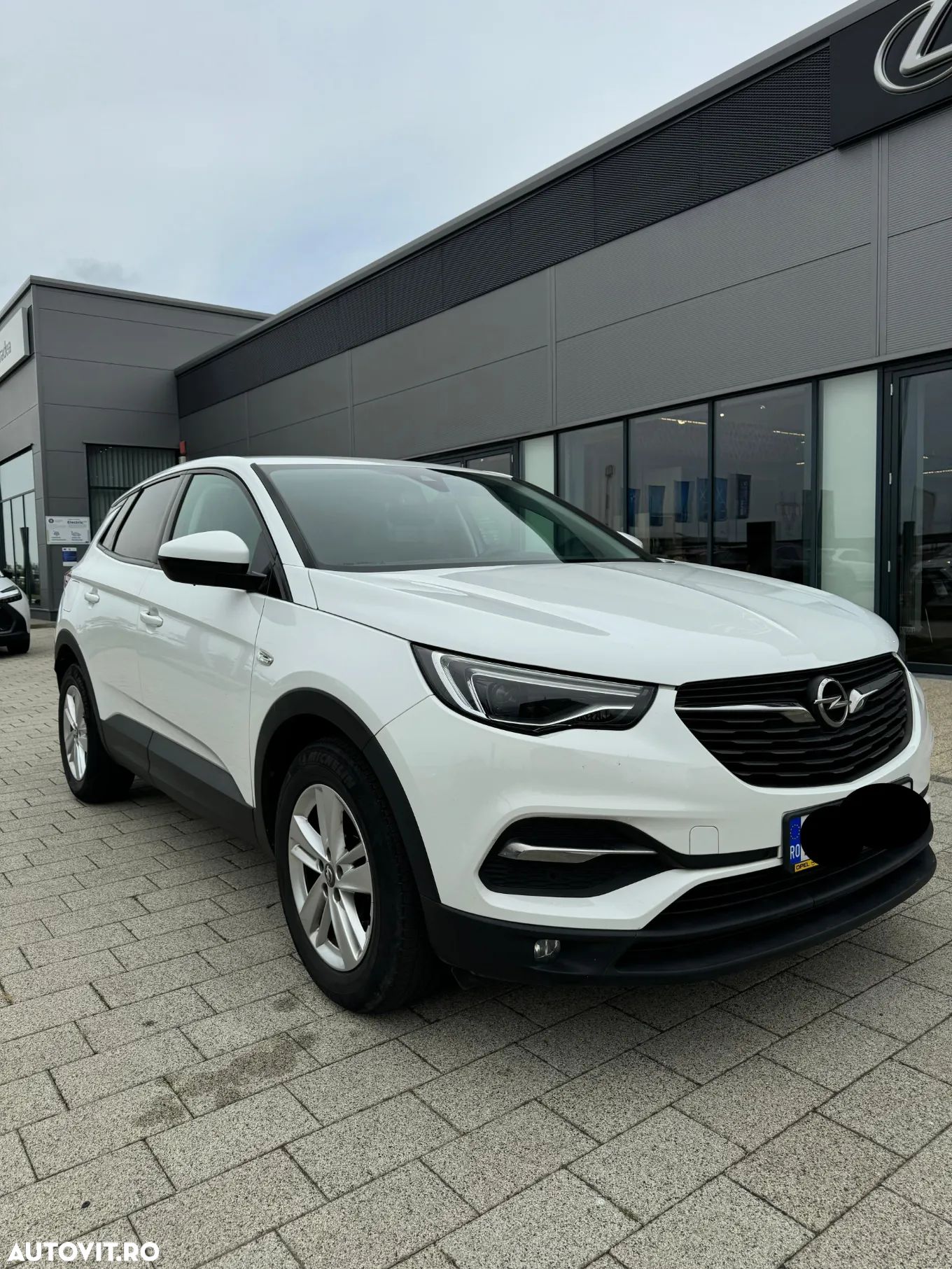 Opel Grandland X 1.2 Turbo START/STOP Aut. Enjoy - 1