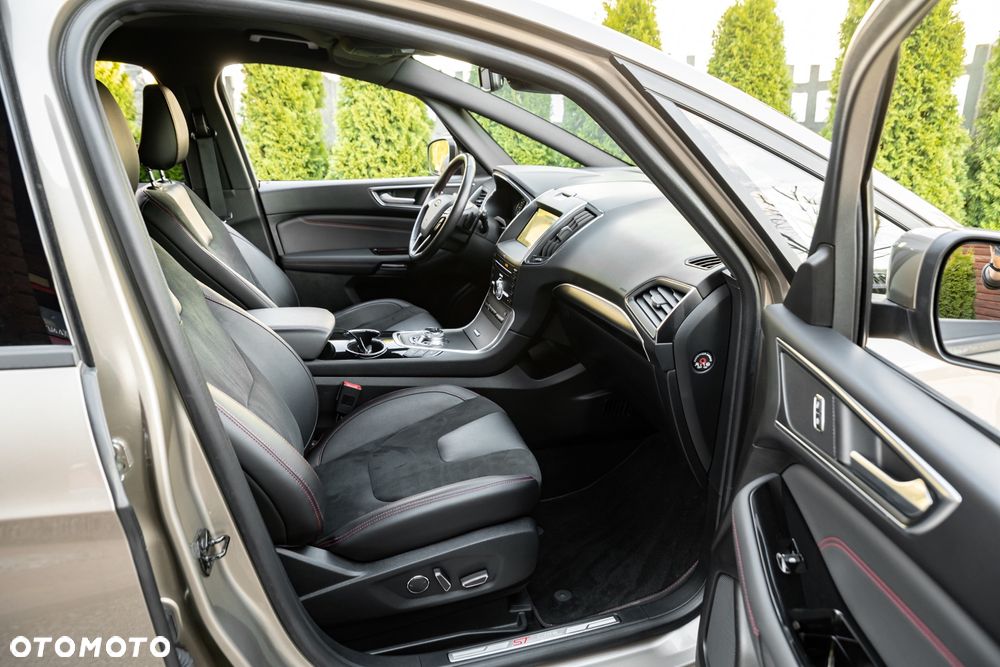 Ford S-Max 2.0 EcoBlue ST-Line - 25