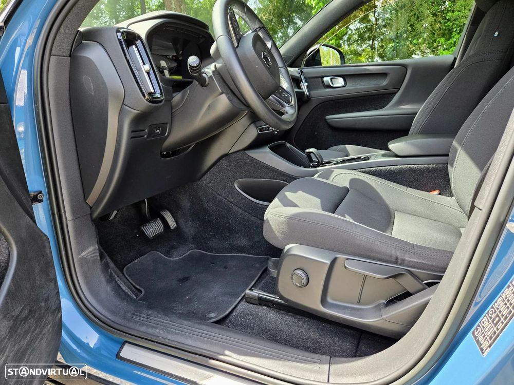 Volvo XC 40 Recharge Plus — fotografia 15