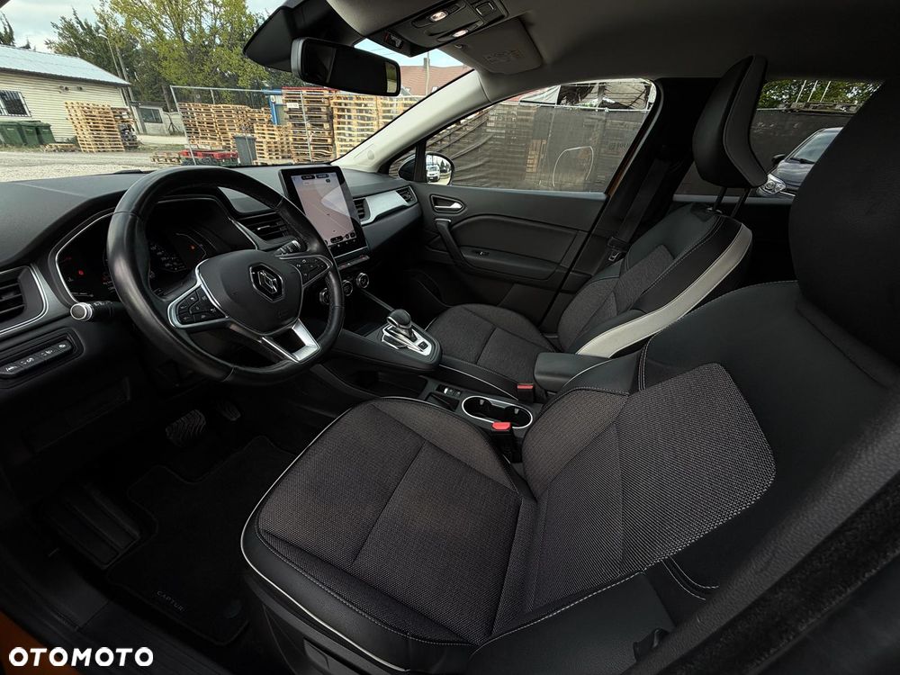 Renault Captur TCe 155 EDC GPF INTENS - 26