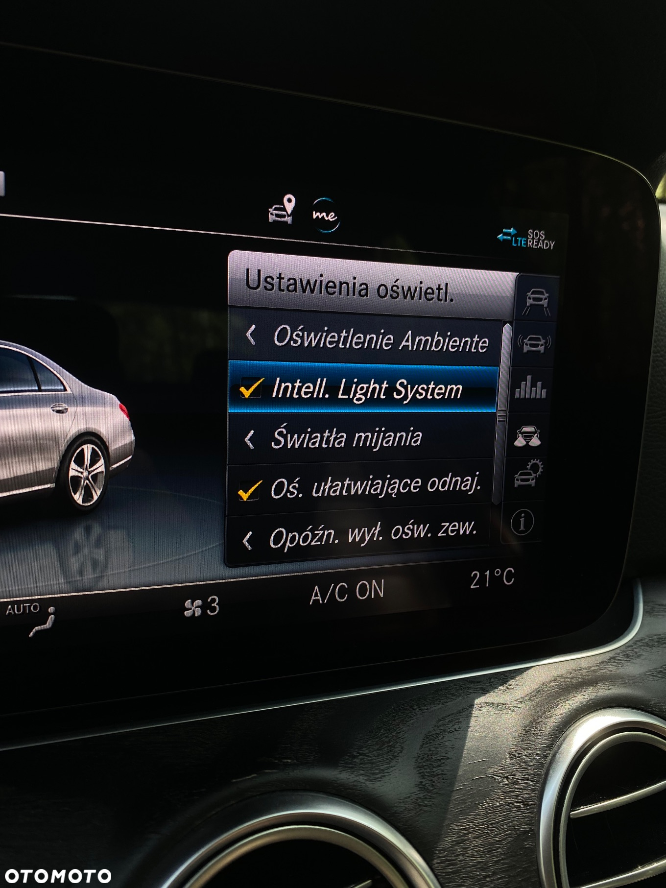 Mercedes-Benz Klasa E 220 d 4-Matic 9G-TRONIC - 32
