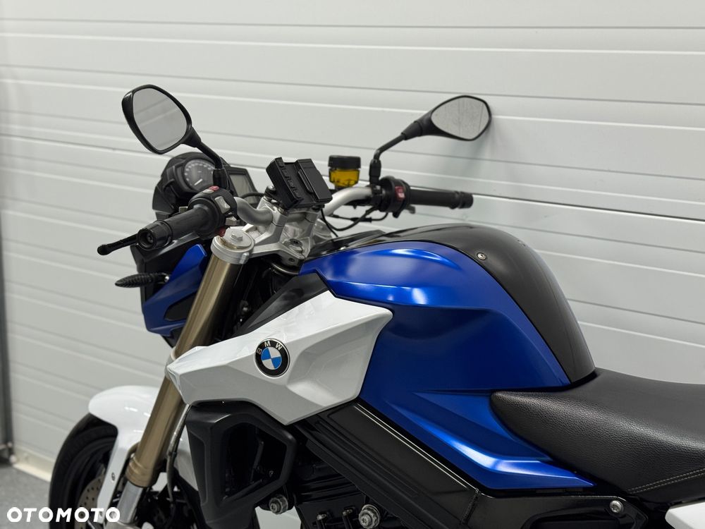 BMW F - 23