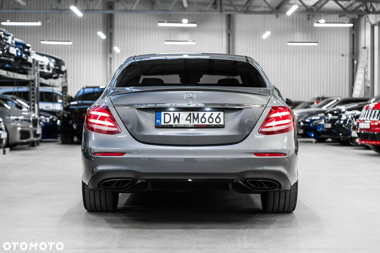 Mercedes-Benz Klasa E - 10