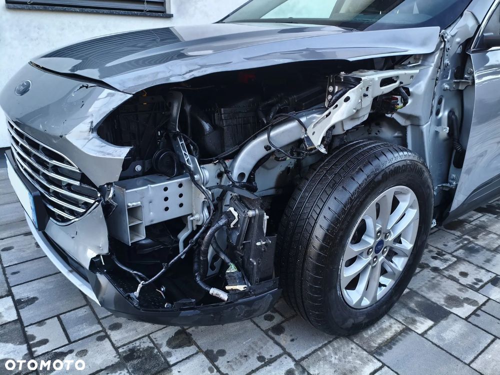 Ford Kuga 1.5 EcoBlue TITANIUM - 4
