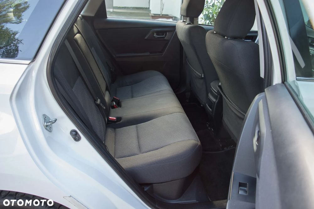 Toyota Auris - 27